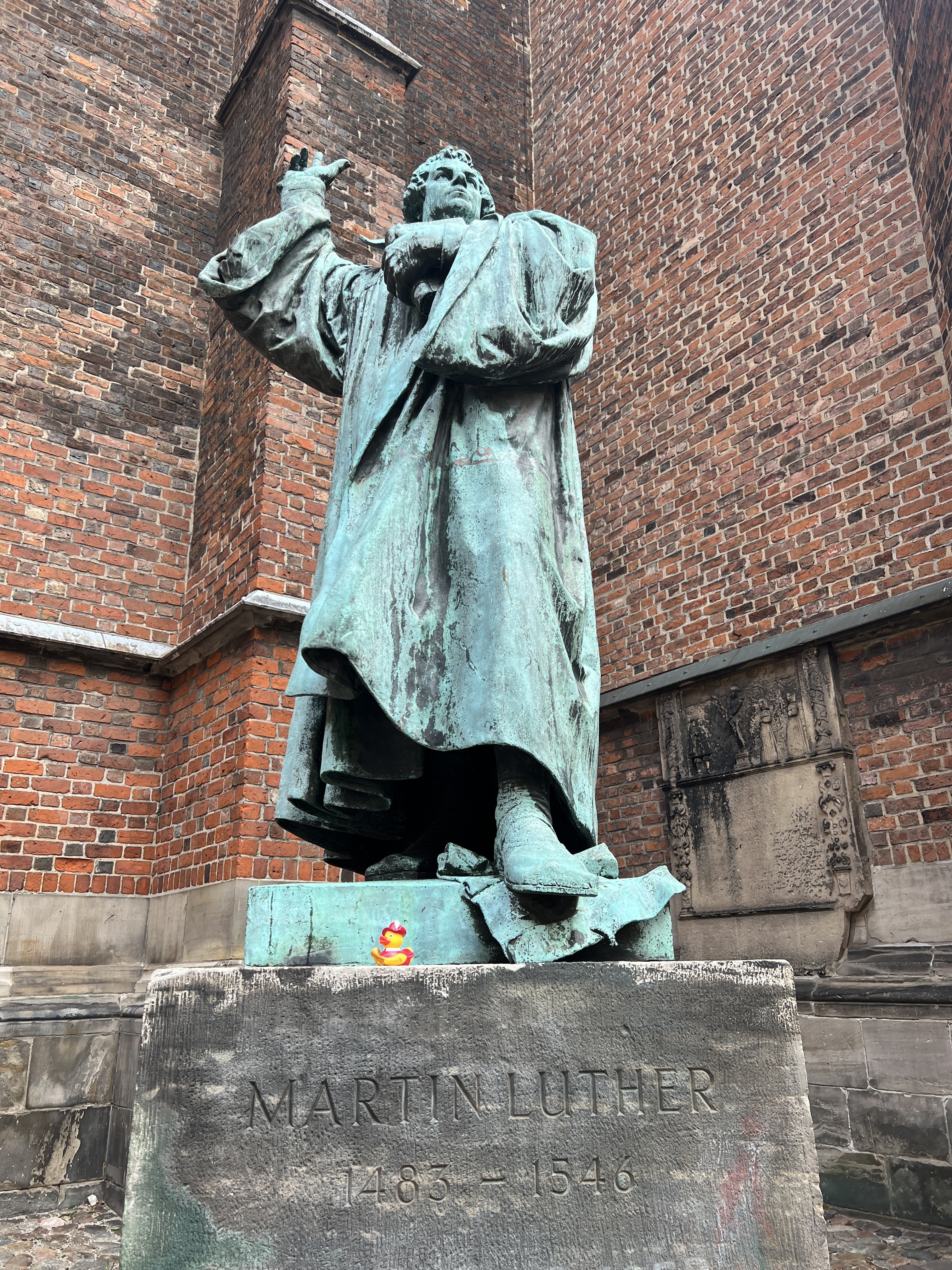  Werner und Martin Luther, Hannover (Deutschland) 